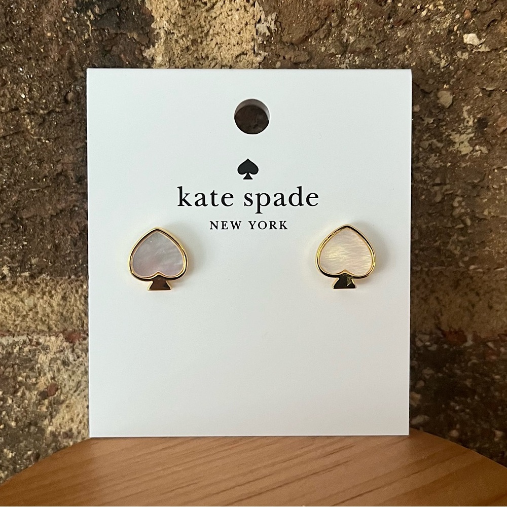 NWT kate spade | Mother of Pearl Signature Spade Stud Earrings